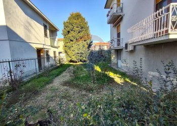 Giardino - Quadrilocale corso Vittorio Veneto
 
27/3, Mede - foto 12