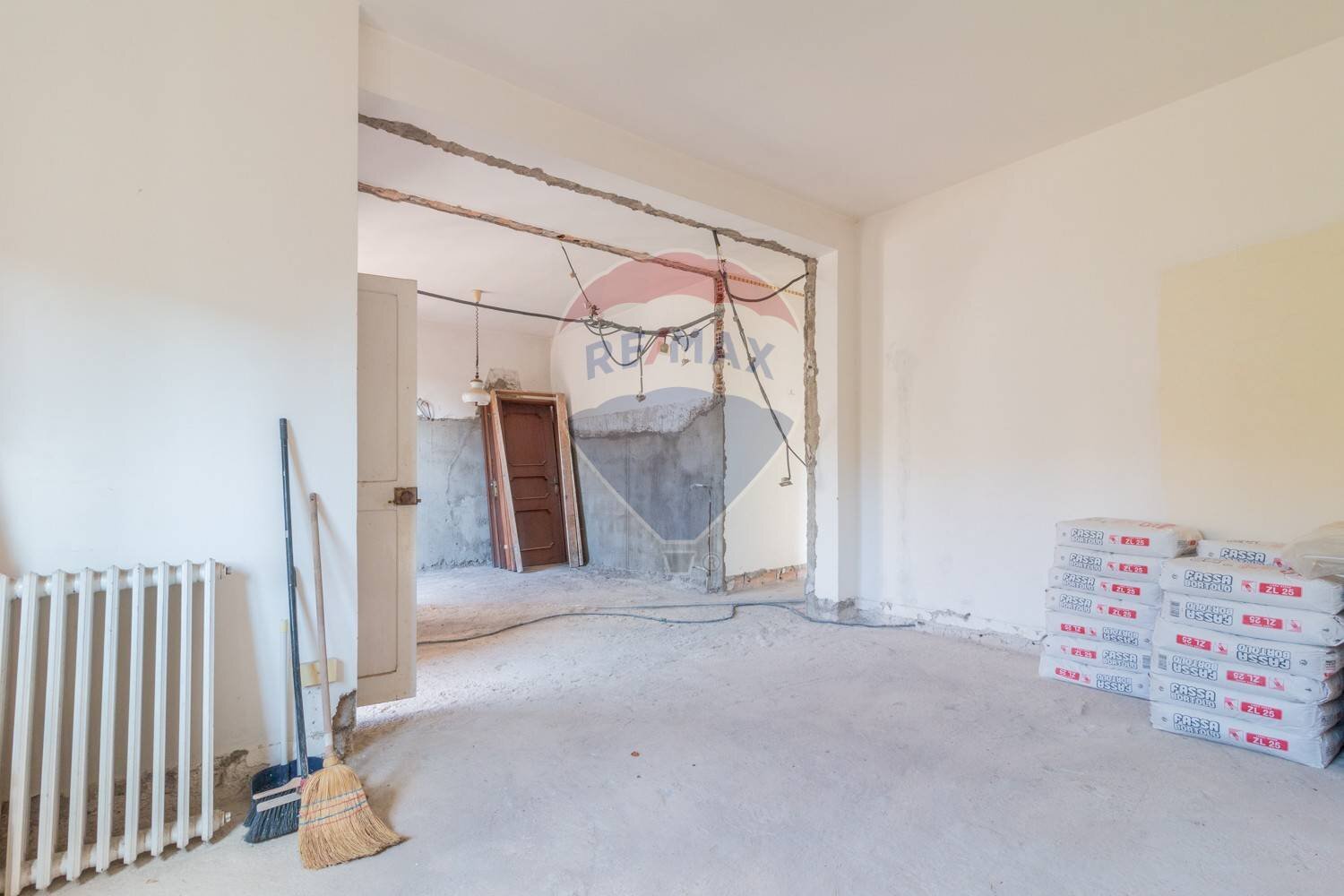 Stanza vuota - Villa Via Zepponami
 
37, Montefiascone - photo 2