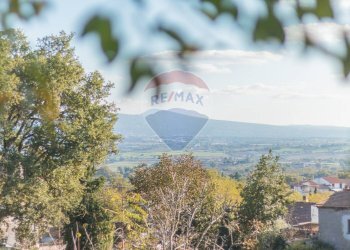 Vista delle montagne - Villa Via Zepponami
 
37, Montefiascone - foto 42