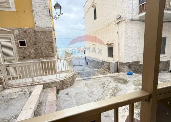 Edificio all\'aperto - Bilocale Corso Tripoli
 
60, Vieste - foto 15