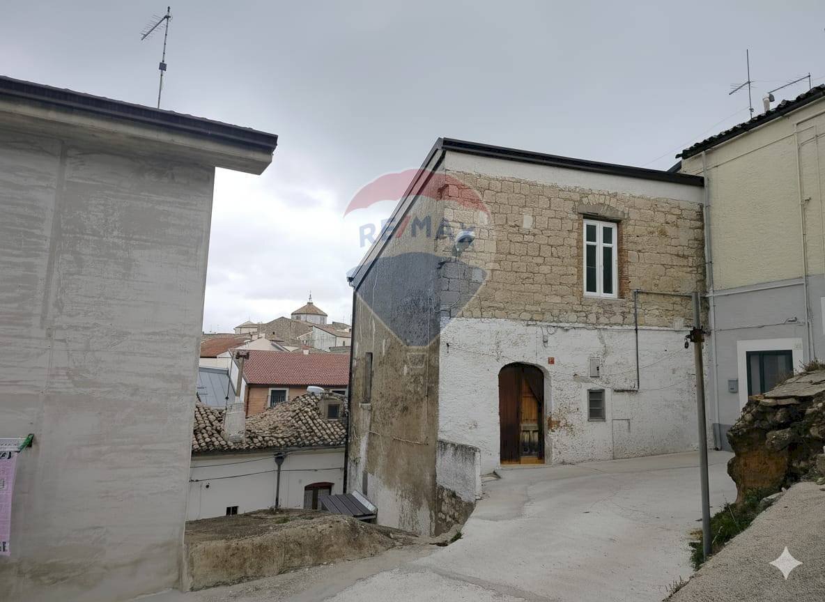 Casa all\'aperto - Casa indipendente Via Giotto
 
14, Orsara di Puglia - foto 1