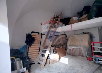 Camera / camera da letto - Magazzino Via Rossini
 
5, Orsara di Puglia - foto 2