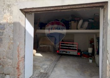 Parcheggio - Magazzino Via Rossini
 
5, Orsara di Puglia - foto 5