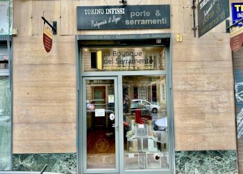 Vetrina - Commercial Activity via Madama Cristina, Torino - photo 3