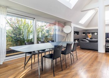 Sala da pranzo - Attico VIA NAZARIO SAURO
 
5, Busto Arsizio - foto 30