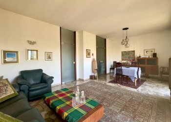 Salotto - Four-room apartment Via Delle Gardenie
3, Milano - photo 1