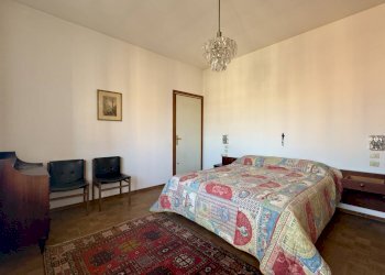 Camera matrimoniale - Four-room apartment Via Delle Gardenie
3, Milano - photo 15