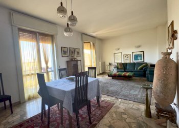 Salotto - Four-room apartment Via Delle Gardenie
3, Milano - photo 10