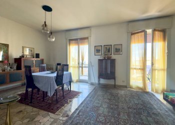 Salotto - Four-room apartment Via Delle Gardenie
3, Milano - photo 8