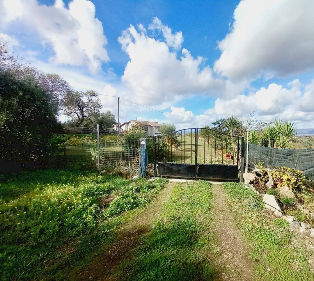 Foto 1 - Villa LOCALITA' BADDE E PIRA
 
SNC, Ozieri - photo 1