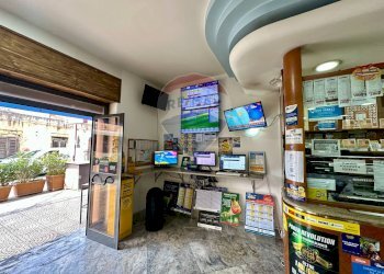 Cucina - Commercial Activity Piazza Pagliarelli
 
27, Palermo - photo 9