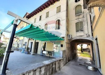 Edificio all\'aperto - Independent house Piazza Vittorio Veneto
 
20 e 21, Cappella Maggiore - photo 19