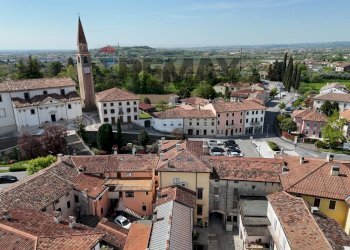 Edificio all\'aperto - Independent house Piazza Vittorio Veneto
 
20 e 21, Cappella Maggiore - photo 29
