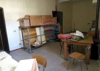 Dispensa di stoccaggio - Negozio Vergiate - foto 10