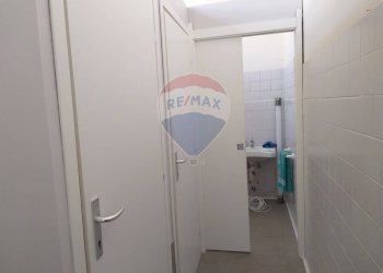 Bagno - Locale Commerciale Via Posorti
 
3, Vergiate - foto 10