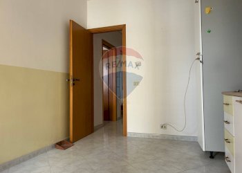 Stanza vuota - Appartamento via del mandorlo
 
48, Ragusa - foto 13