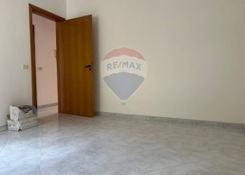 Stanza vuota - Appartamento via del mandorlo
 
48, Ragusa - foto 17