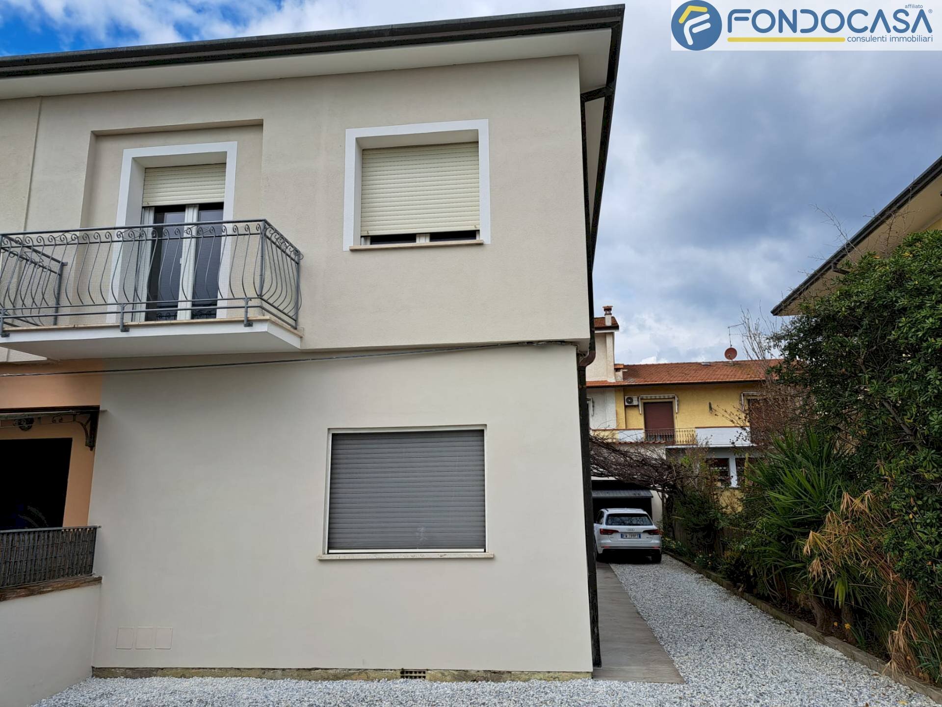 Facciata - Trilocale Via Sant'Andrea, Camaiore - foto 2