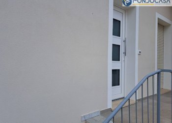 ingresso - Trilocale Via Sant'Andrea, Camaiore - foto 5