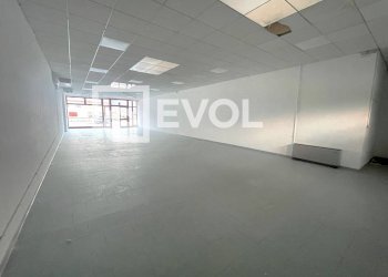 Foto 2 - Locale Commerciale SS 13 Bivio Taboga
 
140, Gemona del Friuli - foto 2