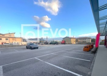 Foto 6 - Locale Commerciale SS 13 Bivio Taboga
 
140, Gemona del Friuli - foto 6