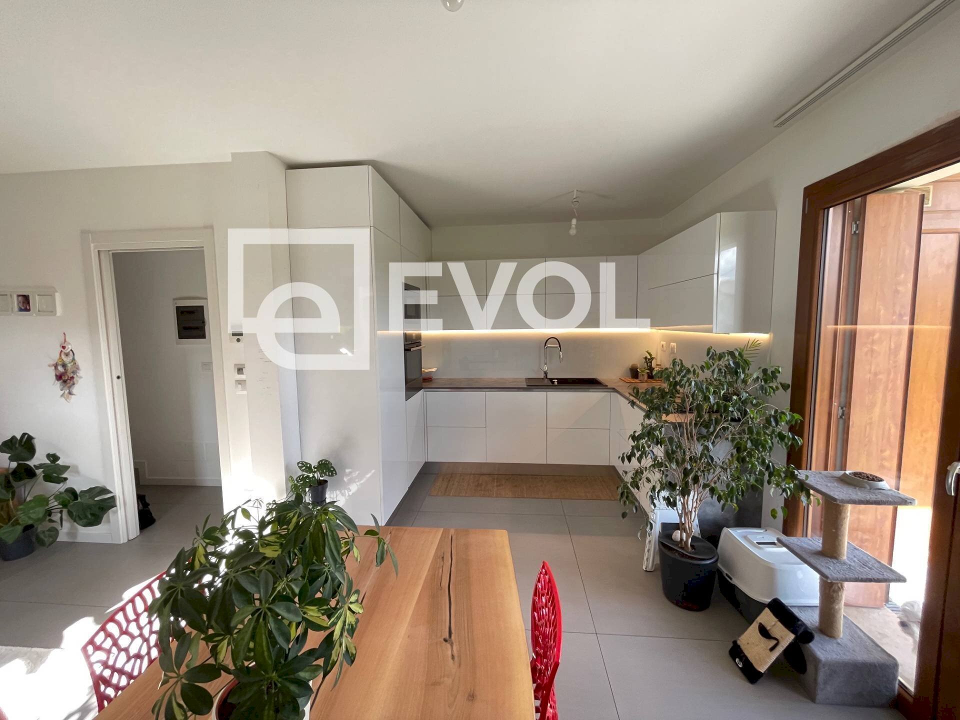 Foto 2 - Villa a Schiera via Belvedere
 
6, Reana del Rojale - foto 2