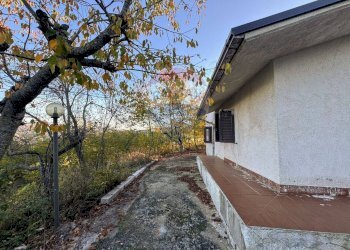 Terrazza - Rustico Strada Comunale Vicenne
 
snc, Castellino del Biferno - foto 4