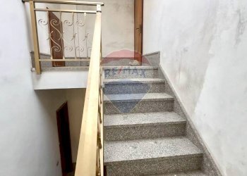 Scale - Appartamento Via Puccini
 
19, Caltavuturo - foto 11