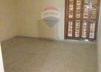 Stanza vuota - Casa indipendente via Ugo foscolo
 
2, Poggioreale - foto 9