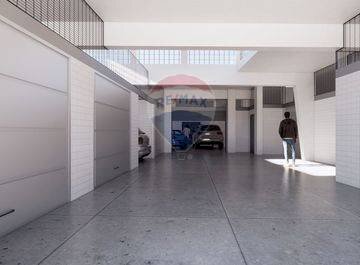 Parcheggio - Box Via Luca De Samuele Cagnazzi
 
16/18, Bari - foto 1