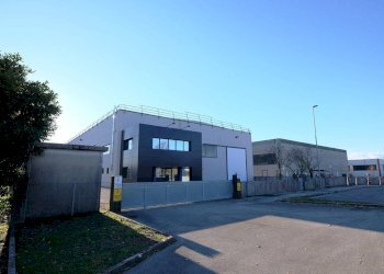 Foto 2 - Capannone Chions - foto 2