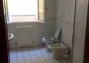 Bagno - Four-room apartment via Giacomo Matteotti, Bastiglia - photo 5