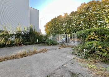 Cortile interno - Stable - Palace via Giosuè Carducci, Lissone - photo 32