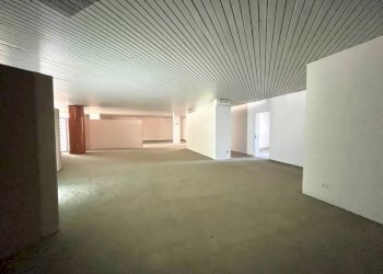 Interno non residenziale - Stabile - Palazzo via Giosuè Carducci, Lissone - foto 14