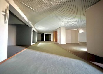 Interno non residenziale - Stabile - Palazzo via Giosuè Carducci, Lissone - foto 17