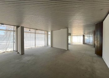 Interno non residenziale - Stabile - Palazzo via Giosuè Carducci, Lissone - foto 9