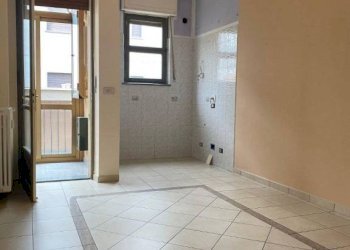 Cucina - Bilocale via Claviere, 5, Collegno - foto 3