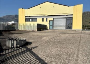 Facciata - Shop Variante Formia-Garigliano, Formia - photo 1