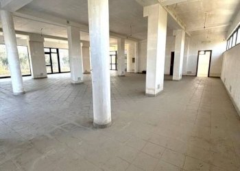 Interno non residenziale - Shop Variante Formia-Garigliano, Formia - photo 8