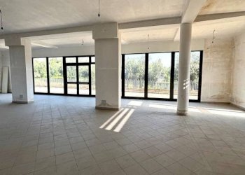 Interno non residenziale - Shop Variante Formia-Garigliano, Formia - photo 11