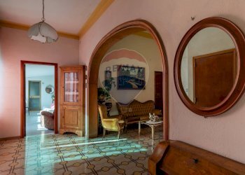 Ingresso primo piano - Casa indipendente via San Martino
 
44-46, Selargius - foto 12