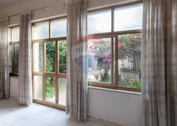 Veranda coperta piano terra - Casa indipendente via San Martino
 
44-46, Selargius - foto 33