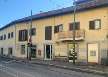 Facciata - Negozio Torino - foto 1