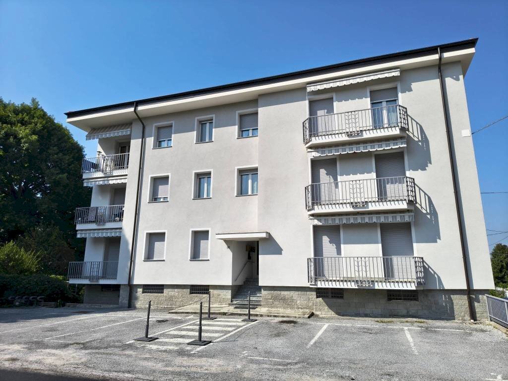 Facciata - Three-room apartment via Circonvallazione Vigne, 12, Chiusa di Pesio - photo 2