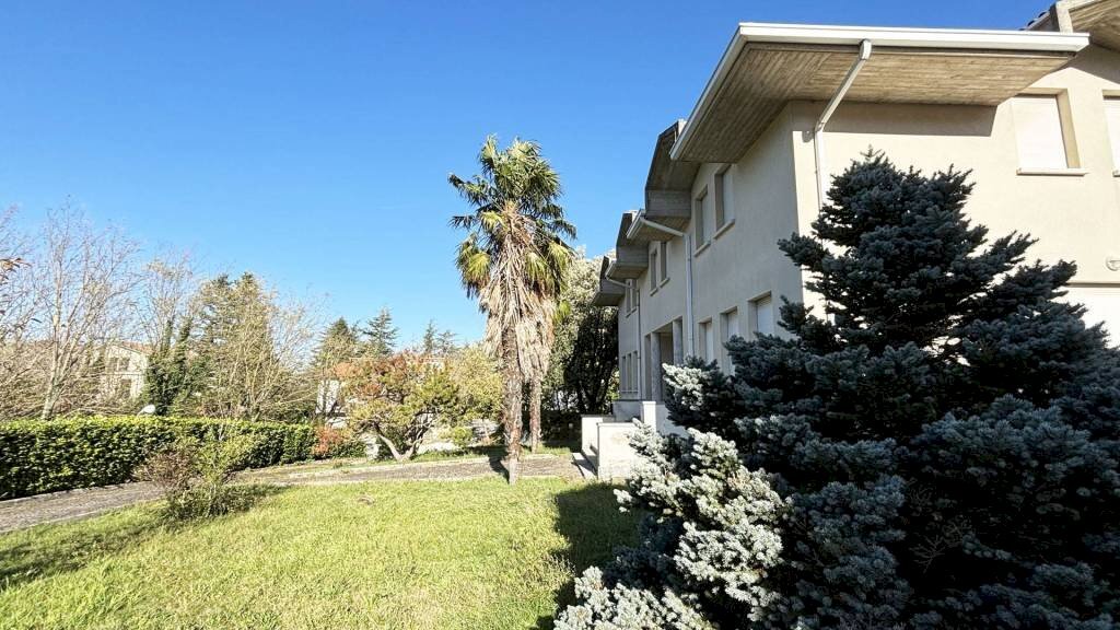 Giardino - Villa via Bruno Buozzi, 42, Cagli - photo 1