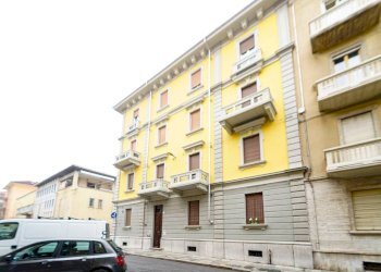 Facciata - Trilocale via Antonio Meucci, 8, Cuneo (zona Centro) - foto 1