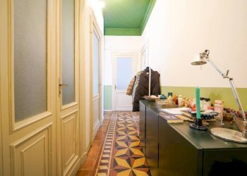 Corridoio - Trilocale via Antonio Meucci, 8, Cuneo (zona Centro) - foto 4