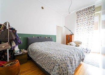 Camera da letto - Trilocale via Antonio Meucci, 8, Cuneo (zona Centro) - foto 9