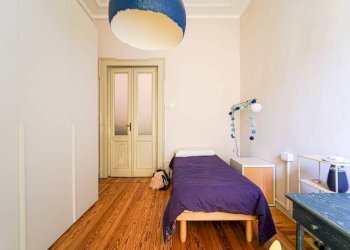 Camera da letto - Trilocale via Antonio Meucci, 8, Cuneo (zona Centro) - foto 11