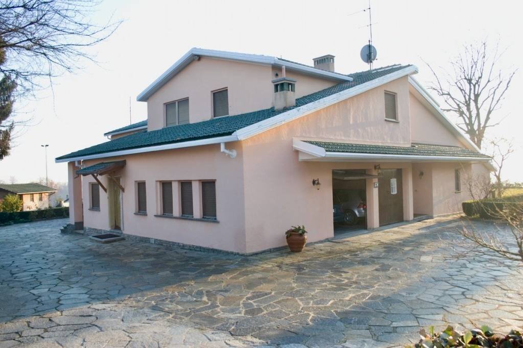 Facciata - Villa via Roma, 79, Ronco Biellese - foto 1